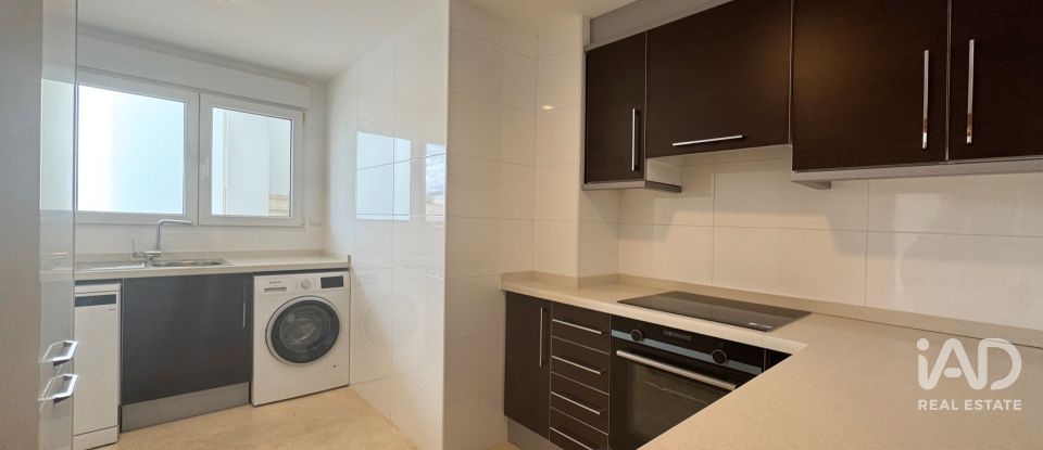 Piso 2 habitaciones de 100 m² en Pego (03780)