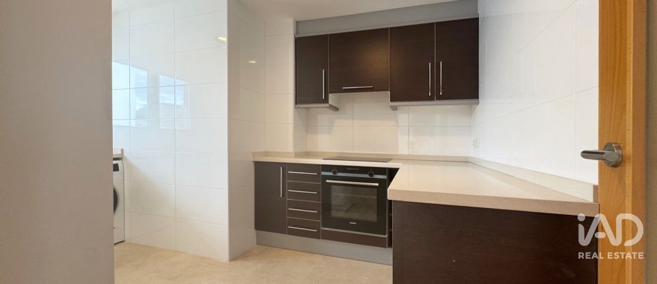 Piso 2 habitaciones de 100 m² en Pego (03780)