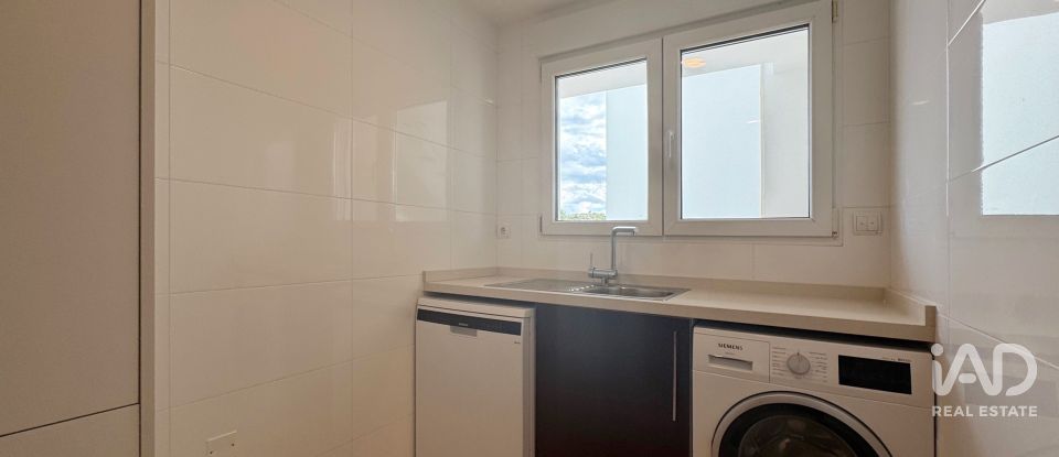 Piso 2 habitaciones de 100 m² en Pego (03780)