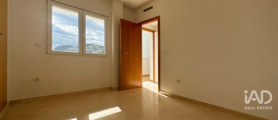 Piso 2 habitaciones de 100 m² en Pego (03780)