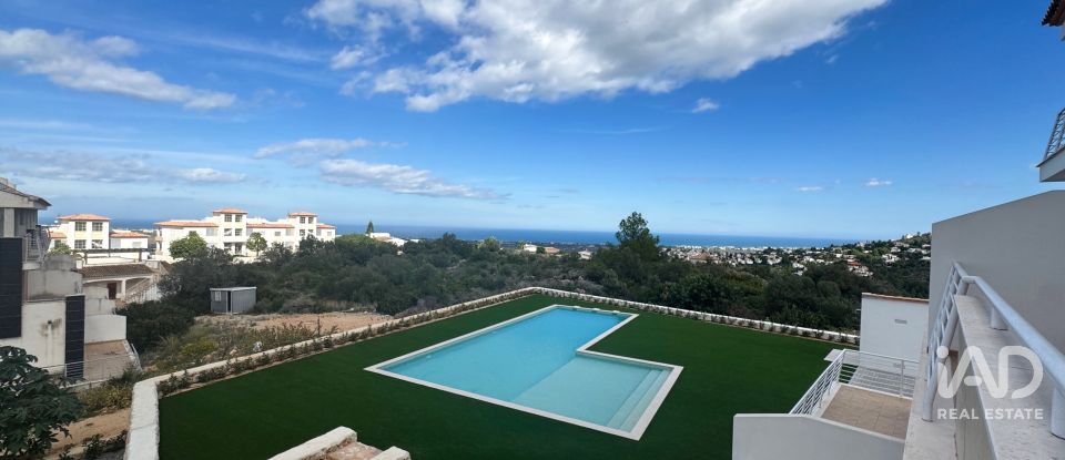 Piso 2 habitaciones de 100 m² en Pego (03780)