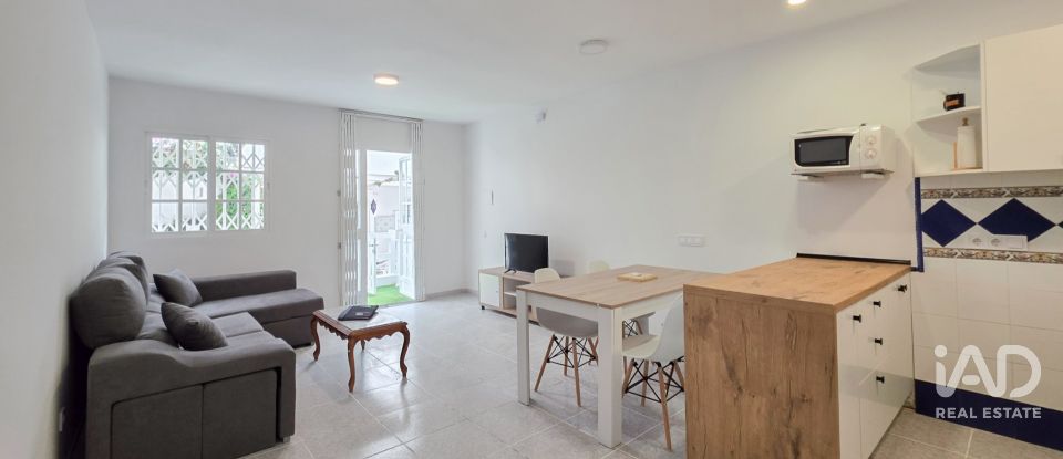 Casa 2 habitaciones de 60 m² en Manilva (29692)