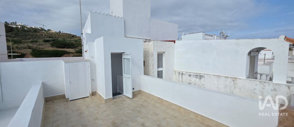 Casa 2 habitaciones de 60 m² en Manilva (29692)