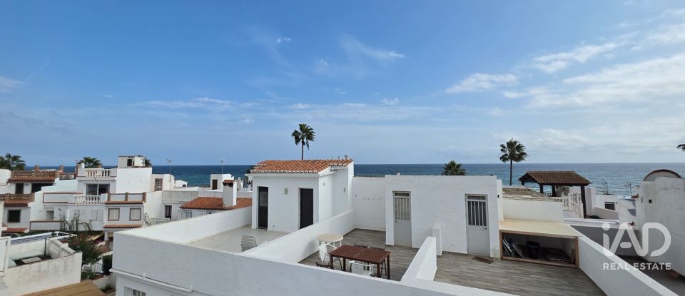 Casa 2 habitaciones de 60 m² en Manilva (29692)