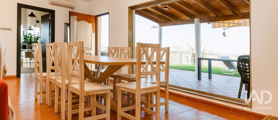 Maison rustique 7 chambres de 1 055 m² à Barrio de La Aurora (30163)