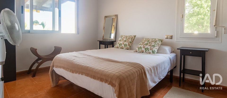 Maison rustique 7 chambres de 1 055 m² à Barrio de La Aurora (30163)