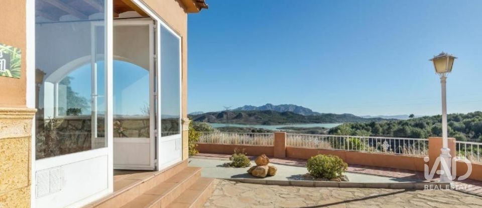 Maison rustique 7 chambres de 1 055 m² à Barrio de La Aurora (30163)