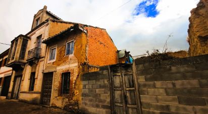 Village house 0 bedrooms of 380 m² in San Justo de la Vega (24710)