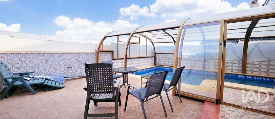 Chalet 5 habitaciones de 250 m² en Águilas (30880)