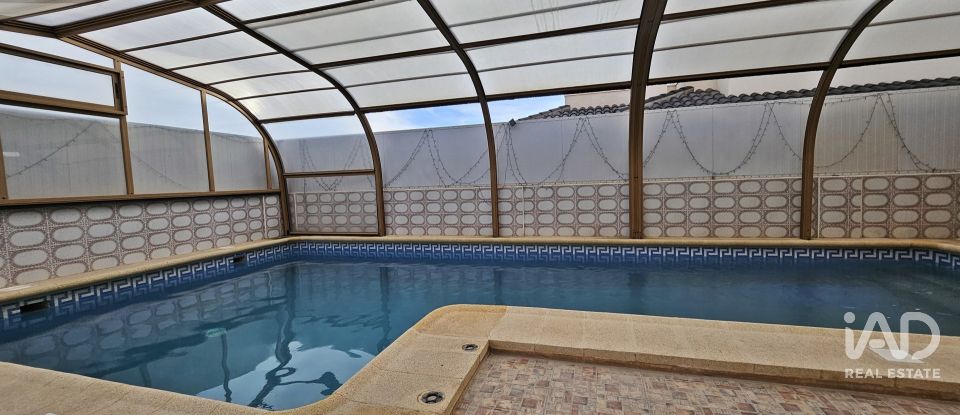 Chalet 5 habitaciones de 250 m² en Águilas (30880)