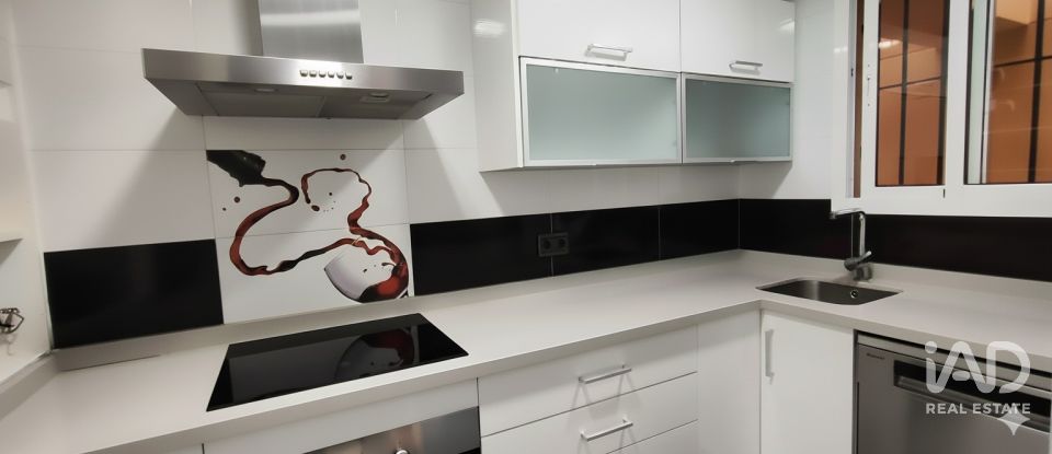 Piso 3 habitaciones de 120 m² en Rincón de la Victoria (29738)