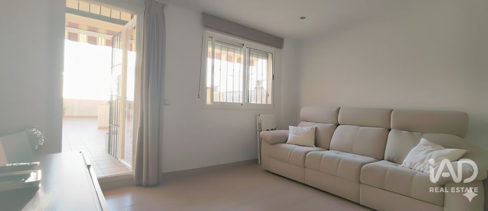 Piso 3 habitaciones de 120 m² en Rincón de la Victoria (29738)