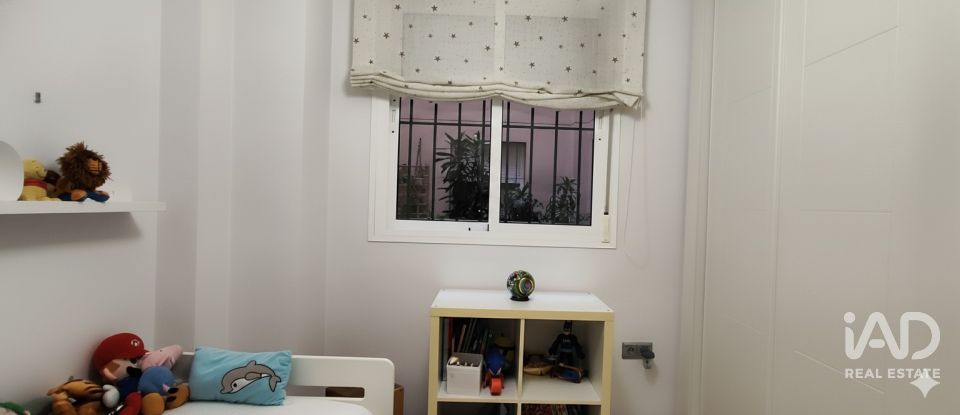 Piso 3 habitaciones de 120 m² en Rincón de la Victoria (29738)