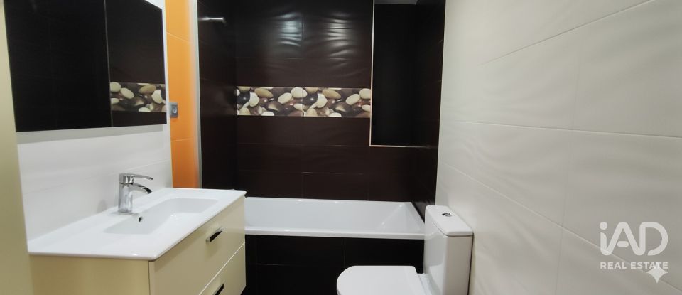 Piso 3 habitaciones de 120 m² en Rincón de la Victoria (29738)