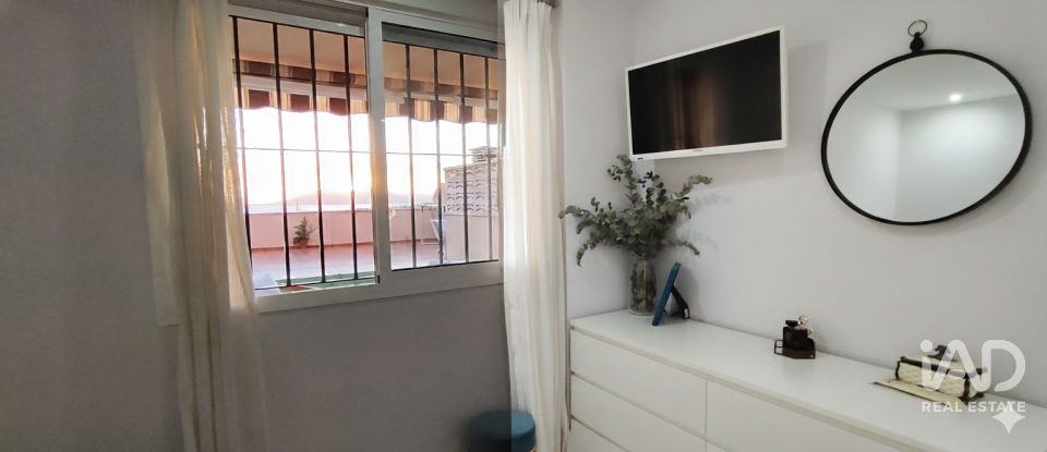 Piso 3 habitaciones de 120 m² en Rincón de la Victoria (29738)