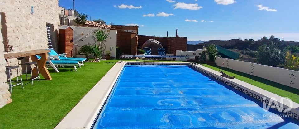 Country home 4 bedrooms of 187 m² in La Zarza de Abanilla (30648)