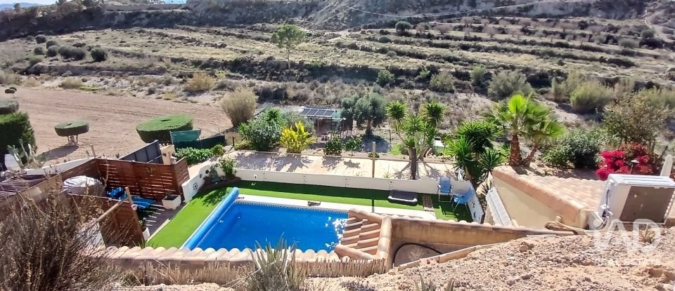 Country home 4 bedrooms of 187 m² in La Zarza de Abanilla (30648)