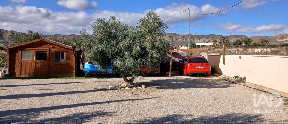 Country home 4 bedrooms of 187 m² in La Zarza de Abanilla (30648)