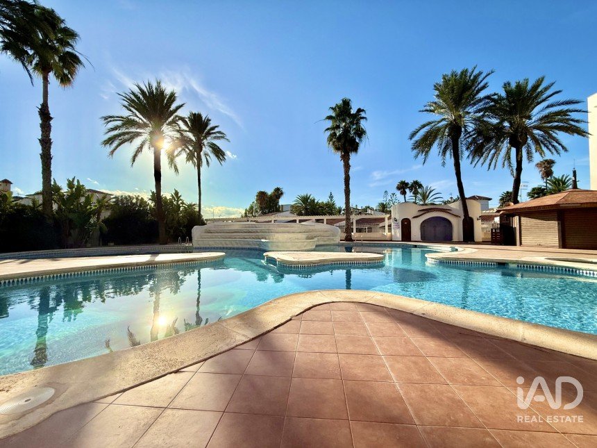 Àtic 2 habitacions de 100 m² a Dénia (03700)