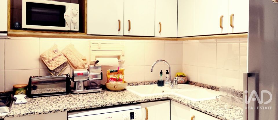 Piso 3 habitaciones de 112 m² en Barcelona (08021)