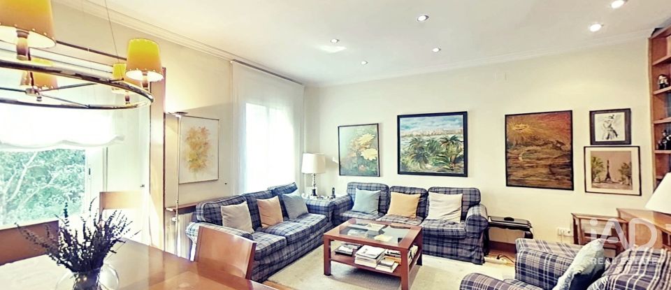 Piso 3 habitaciones de 112 m² en Barcelona (08021)