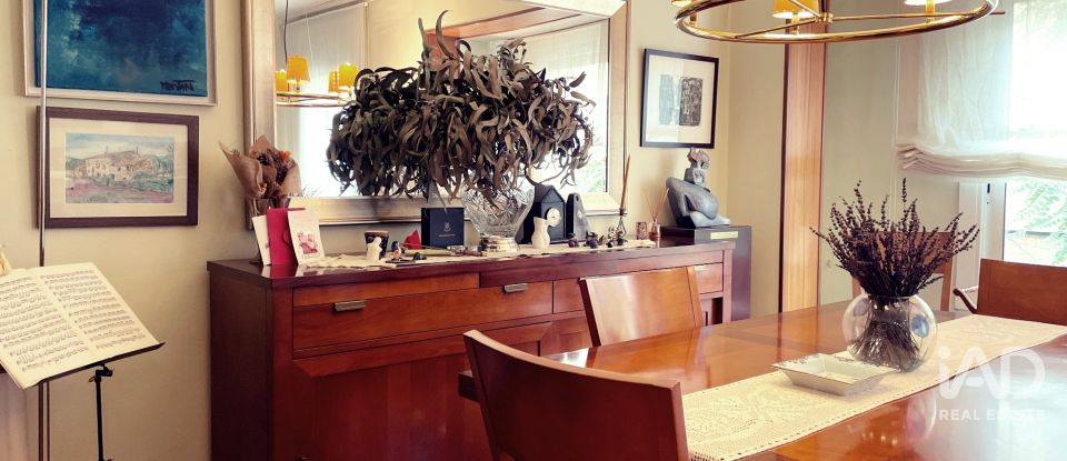 Piso 3 habitaciones de 112 m² en Barcelona (08021)