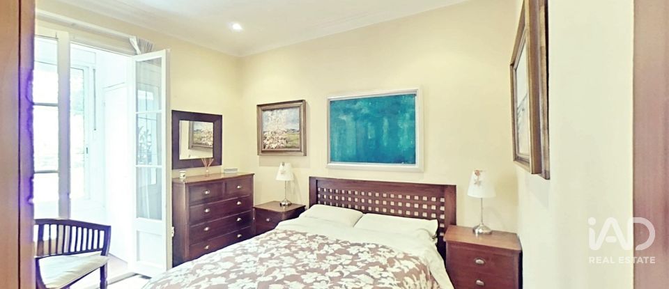 Piso 3 habitaciones de 112 m² en Barcelona (08021)