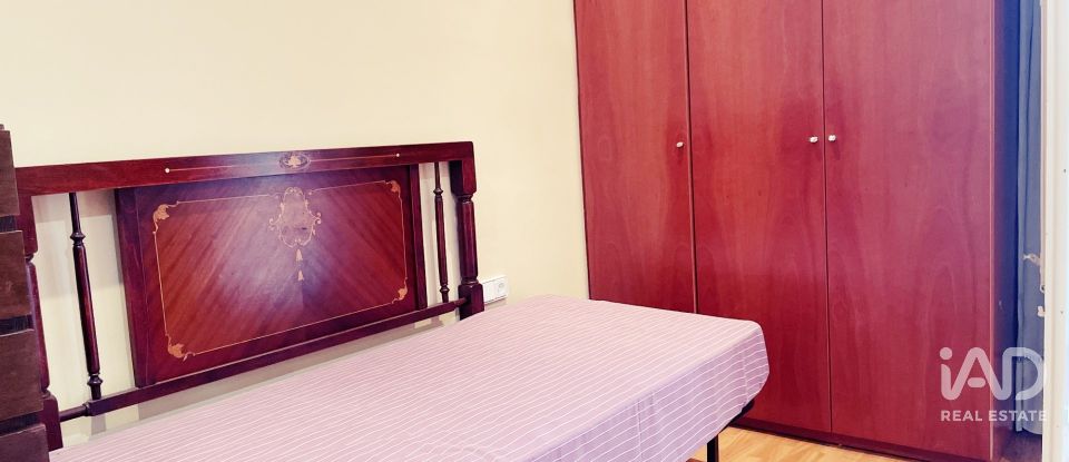 Piso 3 habitaciones de 112 m² en Barcelona (08021)