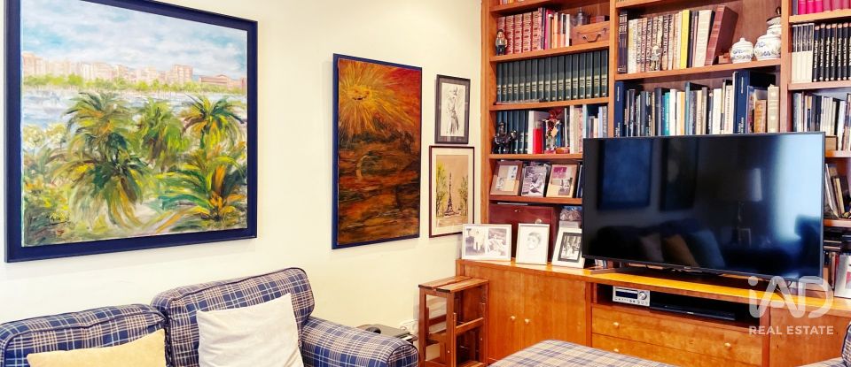 Piso 3 habitaciones de 112 m² en Barcelona (08021)