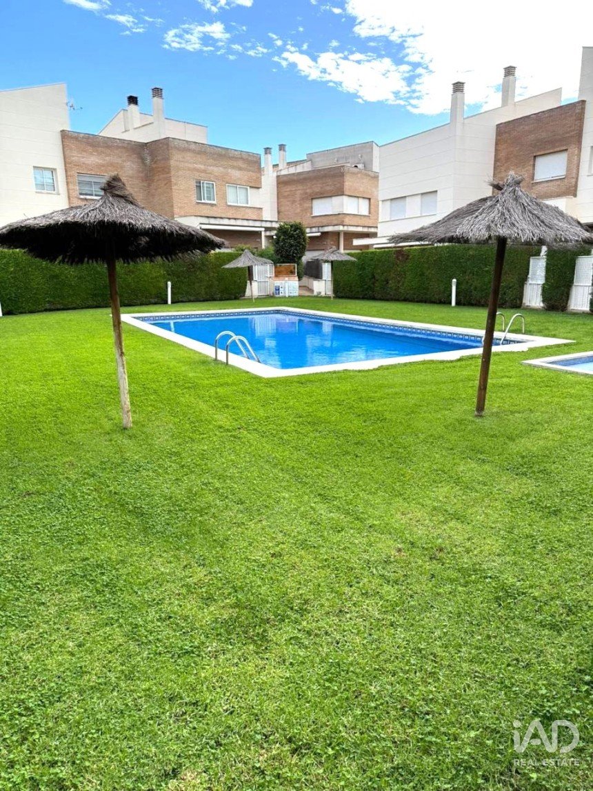 Casa 4 habitacions de 225 m² a Cambrils (43850)