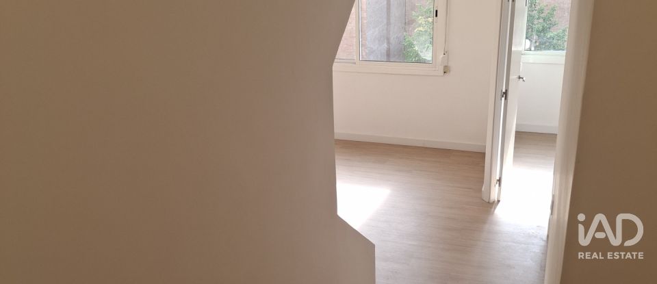 Triplex 3 habitacions de 84 m² a Sabadell (08207)