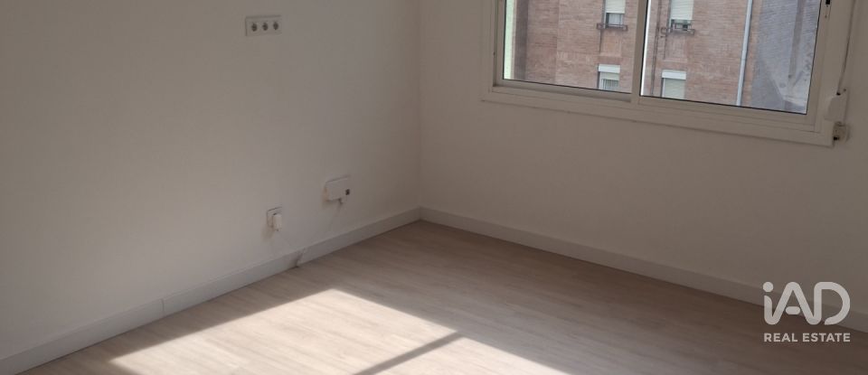Triplex 3 habitacions de 84 m² a Sabadell (08207)
