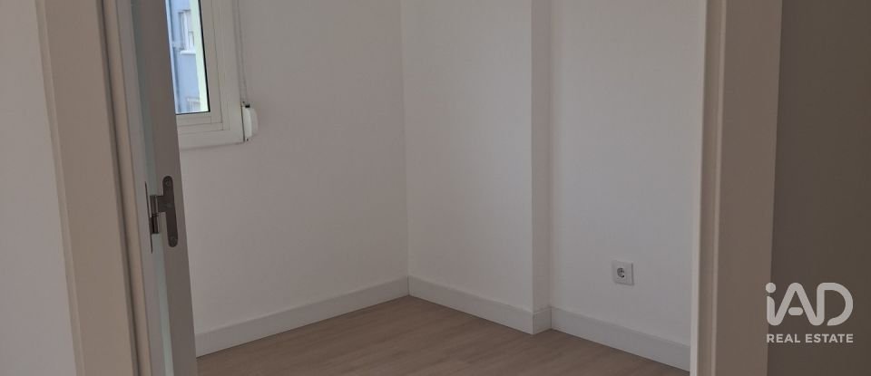 Triplex 3 habitacions de 84 m² a Sabadell (08207)