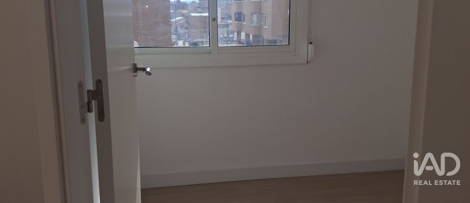 Triplex 3 habitacions de 84 m² a Sabadell (08207)
