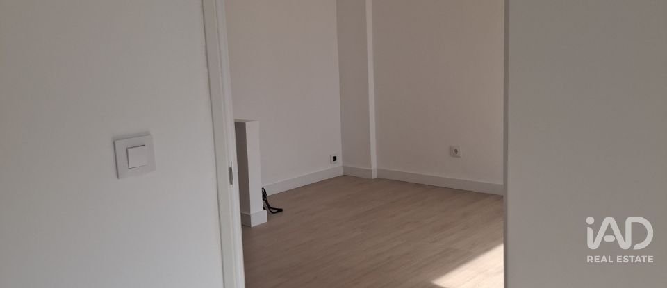 Triplex 3 habitacions de 84 m² a Sabadell (08207)