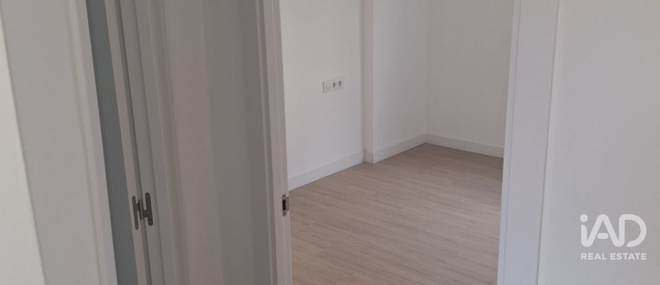 Triplex 3 habitacions de 84 m² a Sabadell (08207)