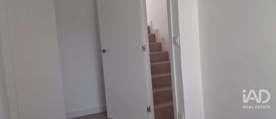 Triplex 3 habitacions de 84 m² a Sabadell (08207)