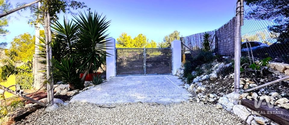 Terrain de 3 500 m² à Tarbena (03518)