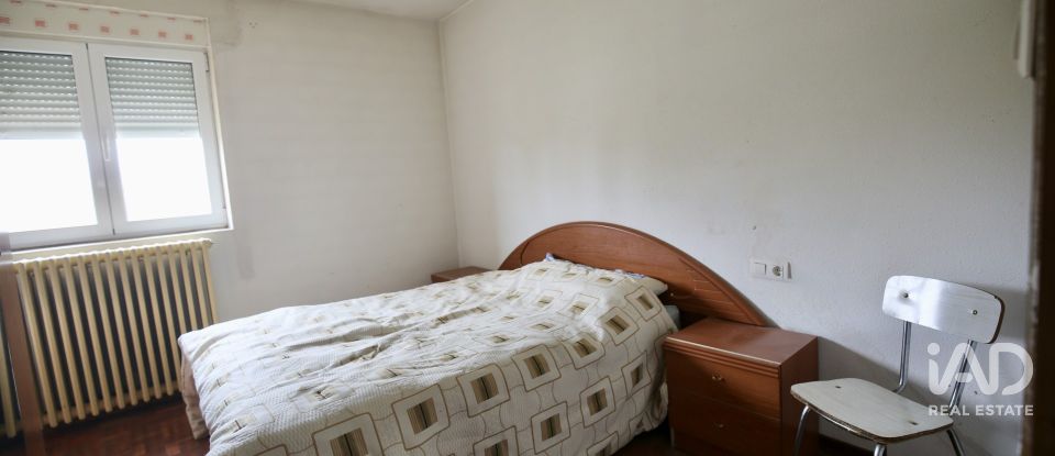 Casa 3 habitacions de 197 m² a Saldaña de Burgos (09620)