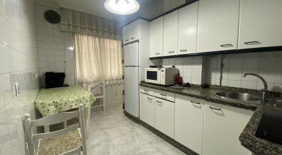 Piso 3 habitaciones de 100 m² en Pontevedra (36004)