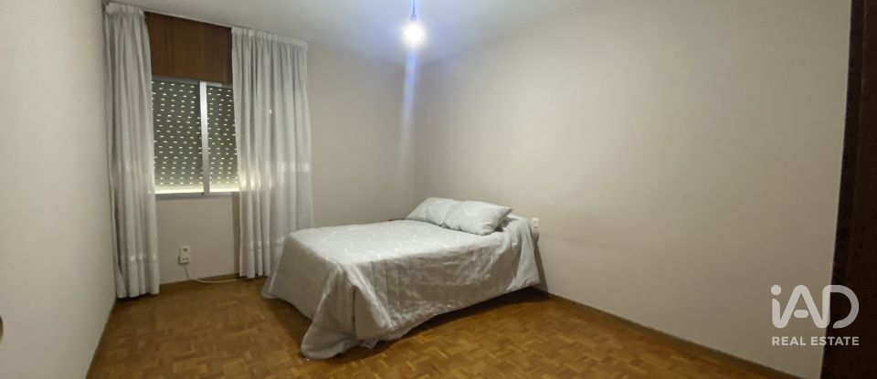 Piso 3 habitaciones de 100 m² en Pontevedra (36004)