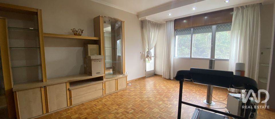 Piso 3 habitaciones de 100 m² en Pontevedra (36004)