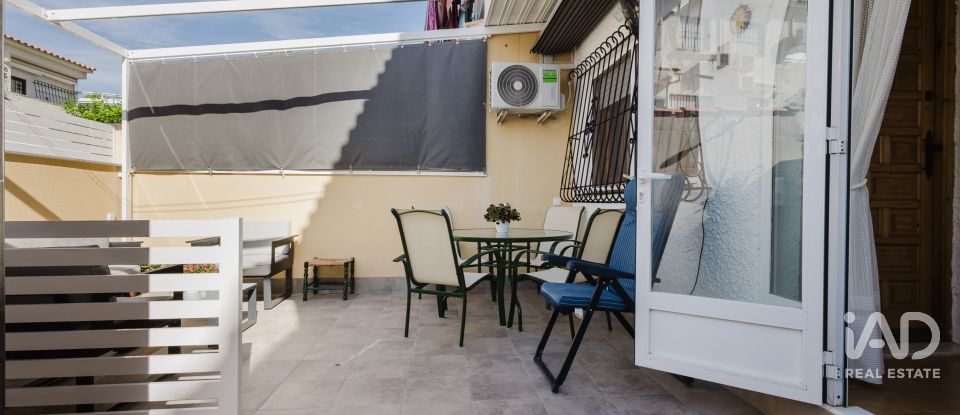 Casa de muntanya 3 habitacions de 70 m² a Torrevieja (03185)