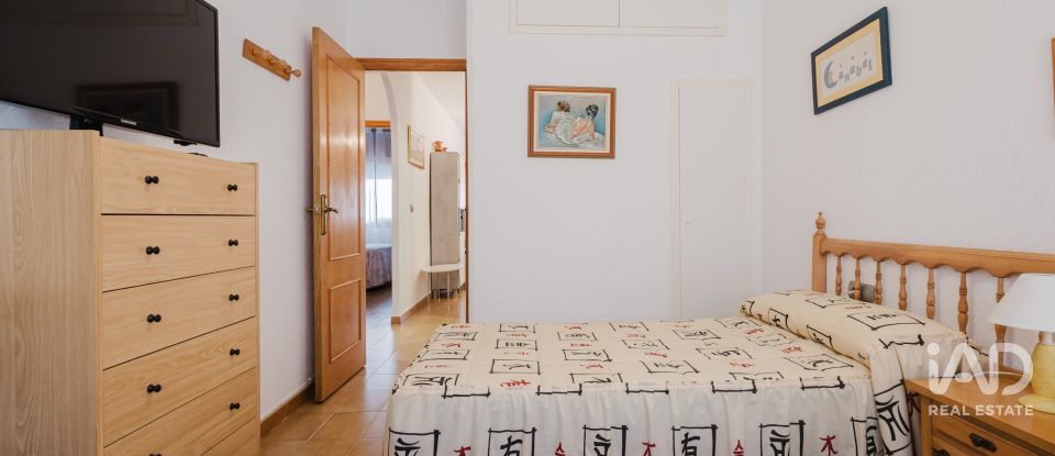 Casa de muntanya 3 habitacions de 70 m² a Torrevieja (03185)