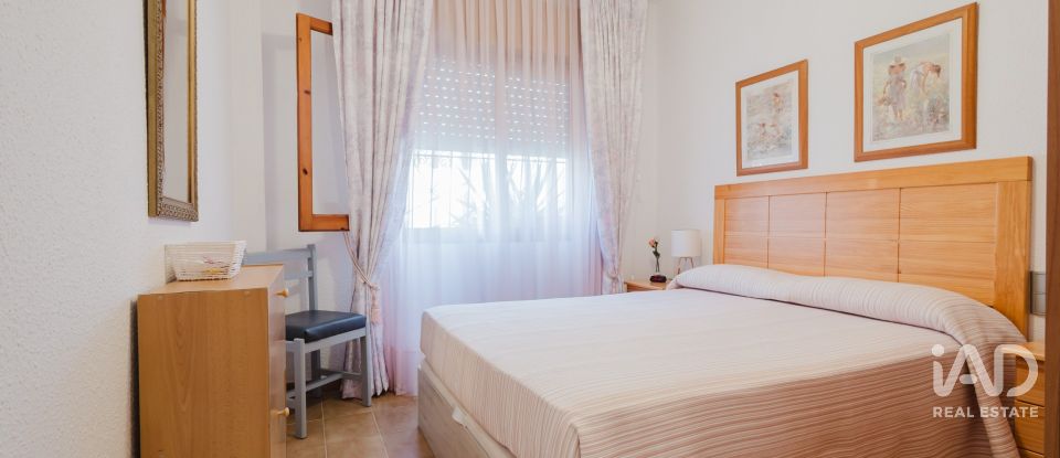 Casa de muntanya 3 habitacions de 70 m² a Torrevieja (03185)