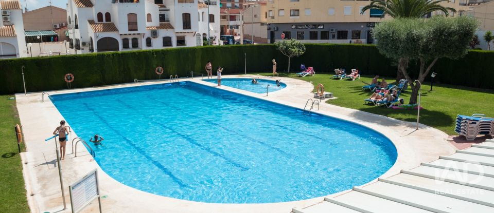 Casa de muntanya 3 habitacions de 70 m² a Torrevieja (03185)