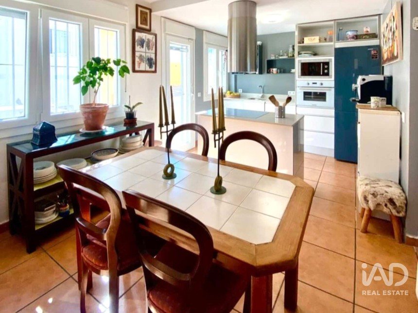 Casa 3 habitaciones de 164 m² en Tarifa (11380)