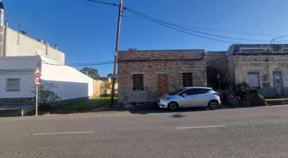 Building plot of 443 m² in Deltebre (43580)