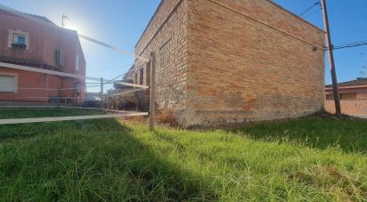 Building plot of 443 m² in Deltebre (43580)