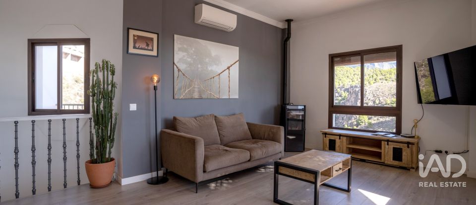 Casa 3 habitaciones de 180 m² en Frigiliana (29788)